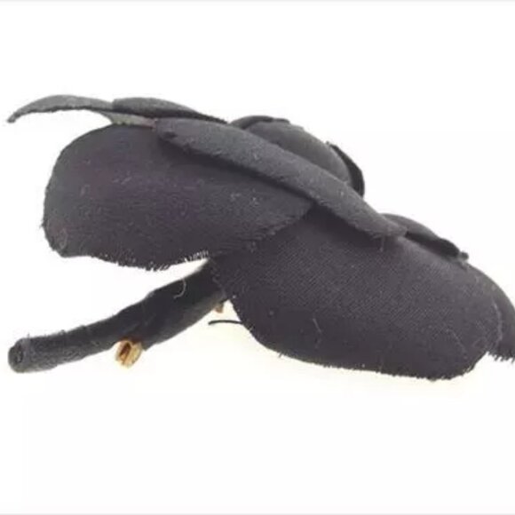 Chanel corsage brooch Camellia Black Woman Authentic Used Q485 - Picture 4 of 7